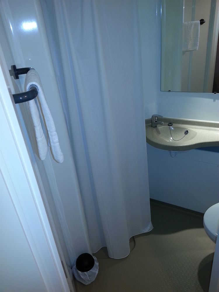 Auberge De Jeunesse Hi Bordeaux-Blanquefort - Ex Otellia Eksteriør billede